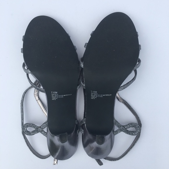 I. MILLLER dressy gunmetal silver heeled sandal  -  SZ 7.5 - Picture 7 of 8